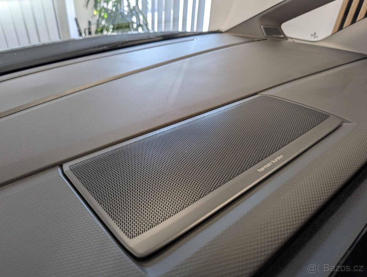 2025 Volkswagen MULTIVAN - 13