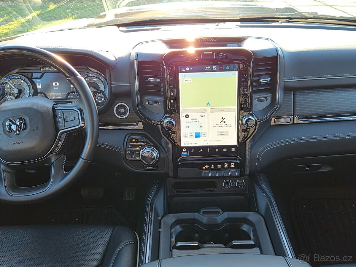 2022 RAM 1500 - 13