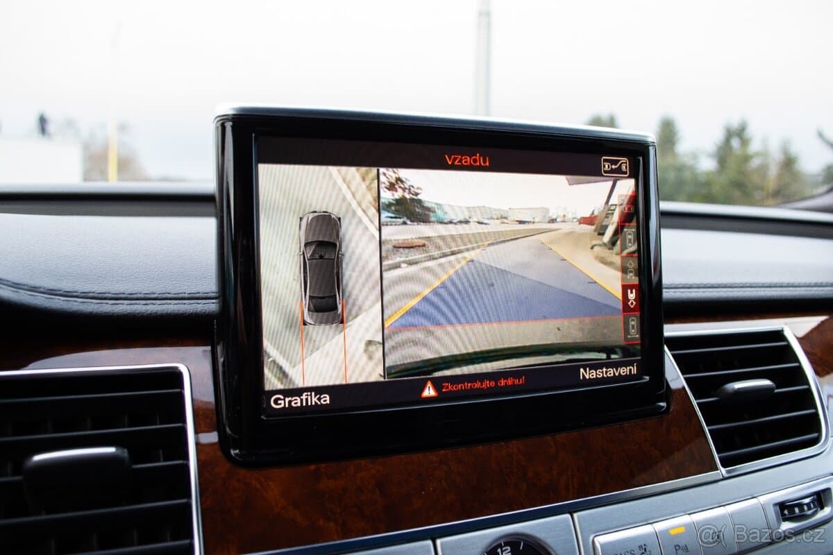 2013 Audi A8 - 13