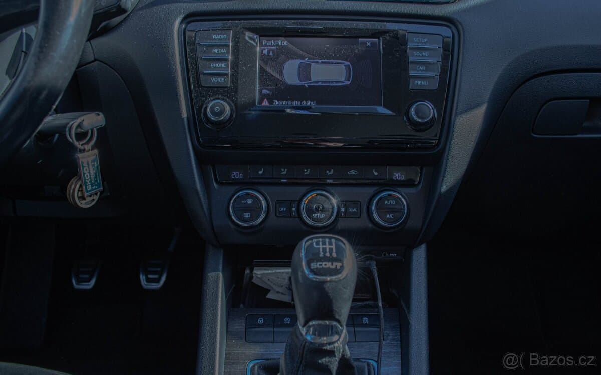 2014 Škoda OCTAVIA - 13