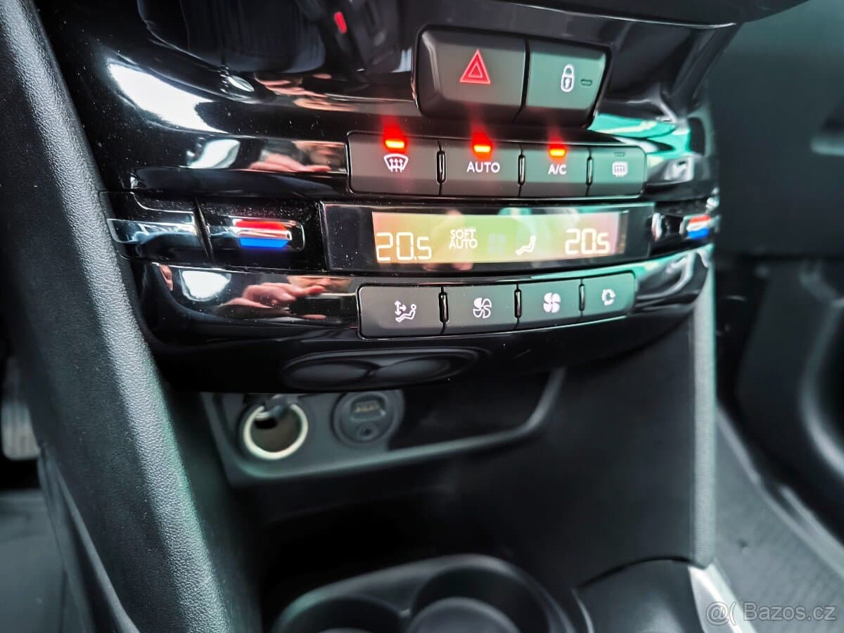 2018 Peugeot 2008 - 13
