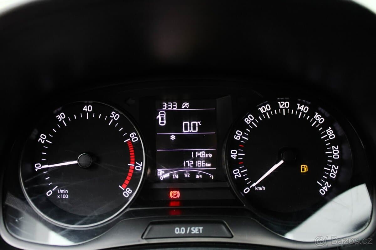 2015 Škoda FABIA - 13