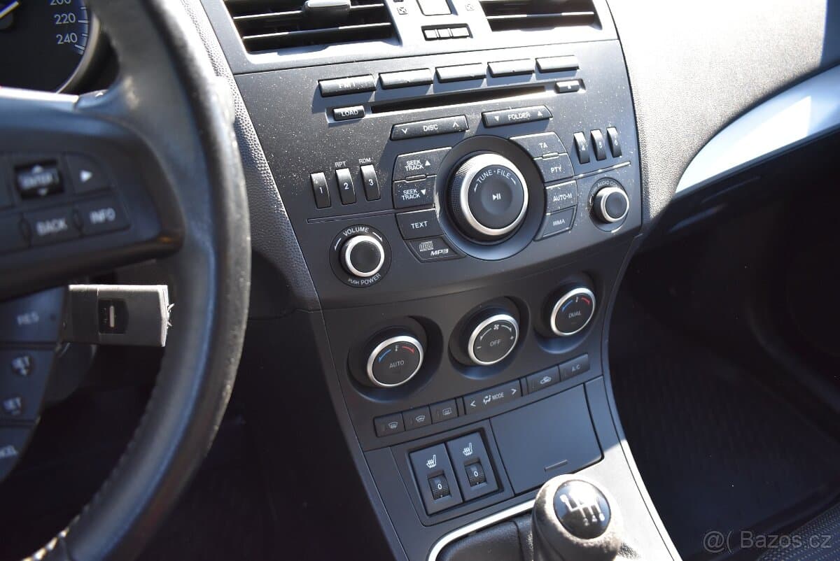 2012 Mazda 3 - 13