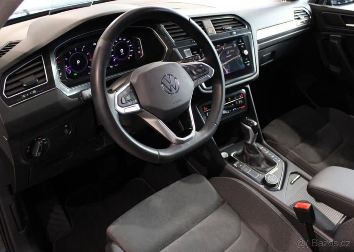 2023 Volkswagen TIGUAN - 13
