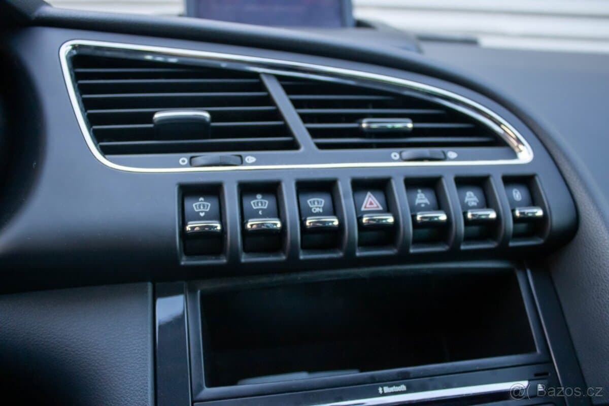 2009 Peugeot 3008 - 13