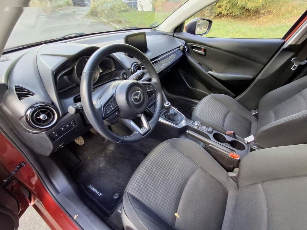 2018 Mazda 2 - 13