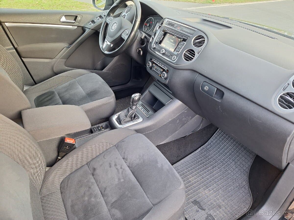 2011 Volkswagen TIGUAN - 13