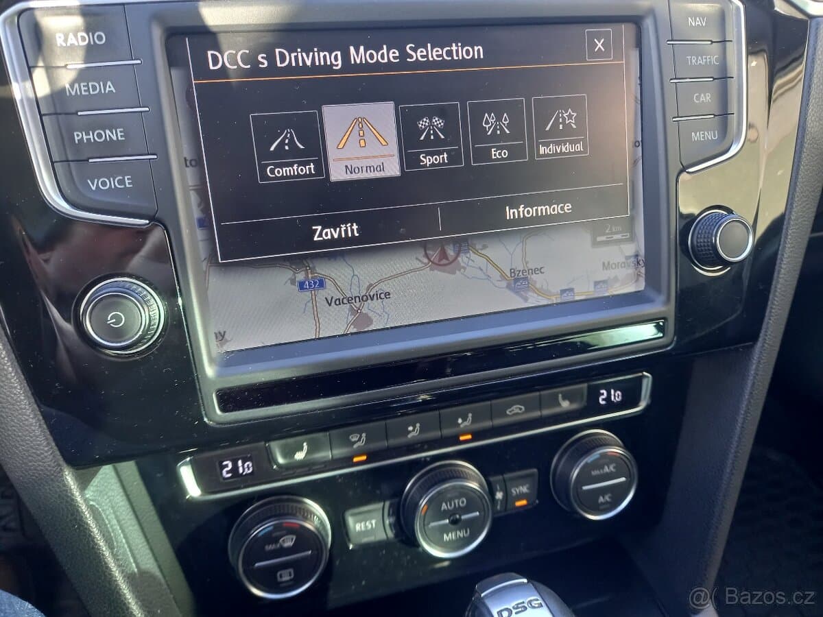 2015 Volkswagen PASSAT - 13