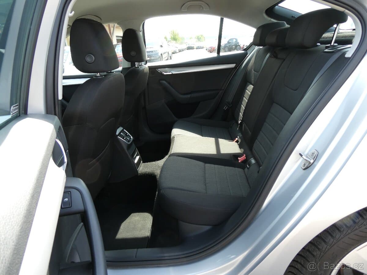 2015 Škoda OCTAVIA - 13