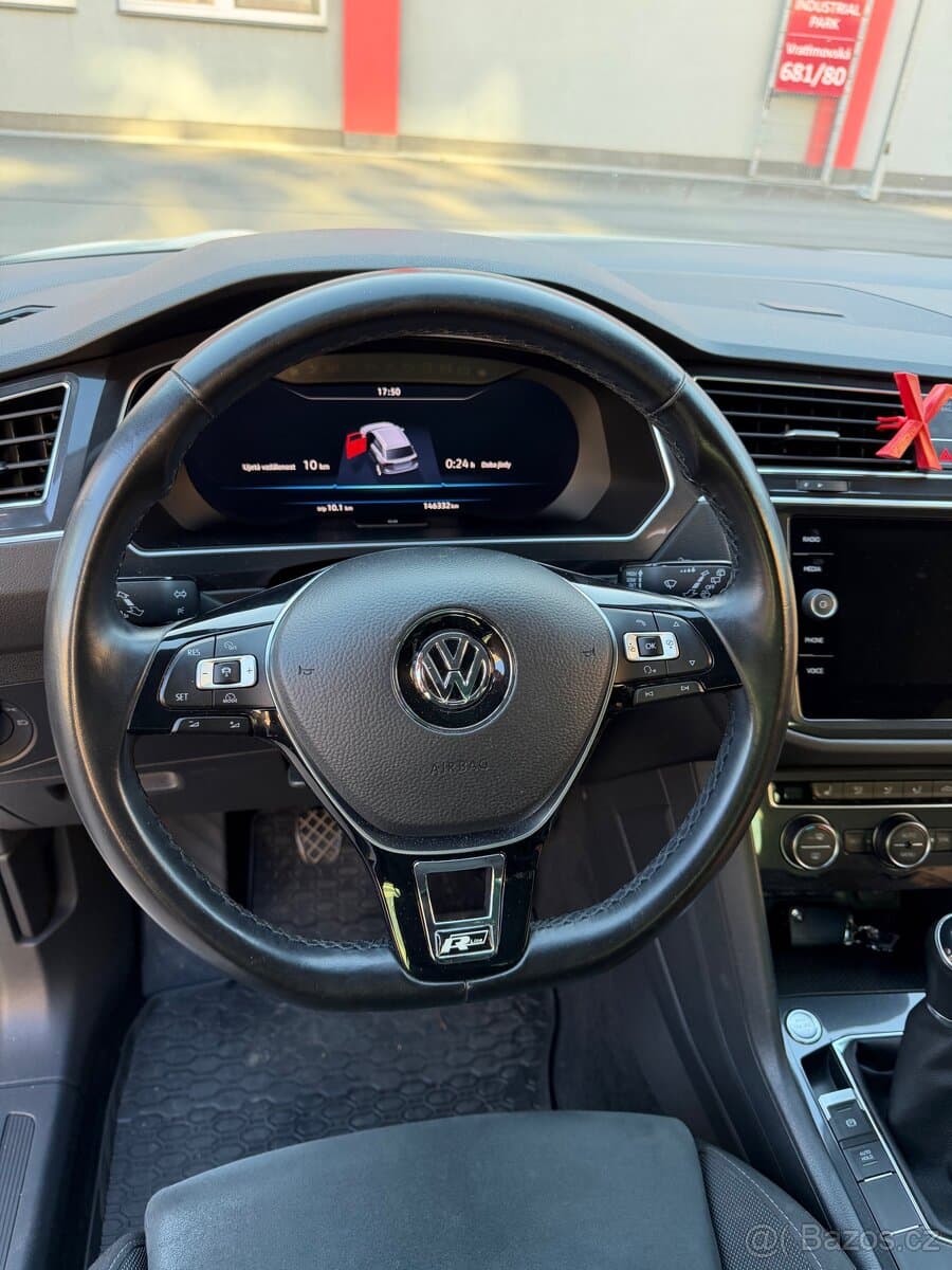 2018 Volkswagen TIGUAN - 13