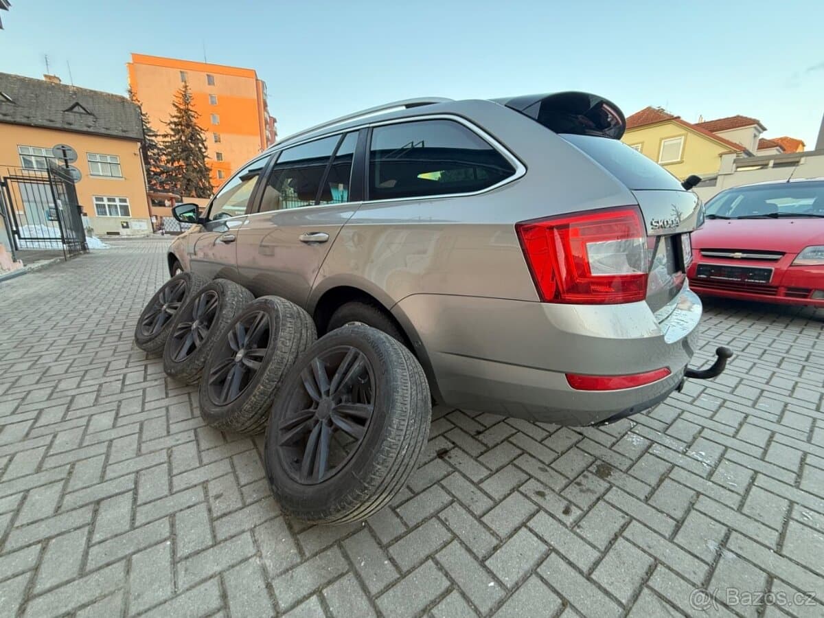 2015 Škoda OCTAVIA - 13