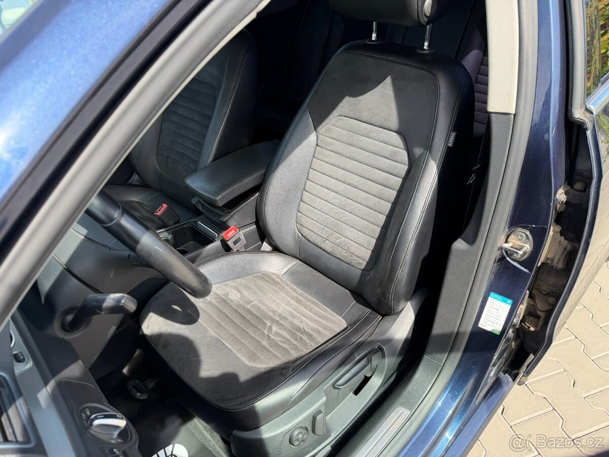 2013 Volkswagen PASSAT - 13
