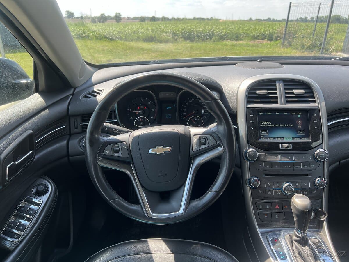 2014 Chevrolet MALIBU - 13