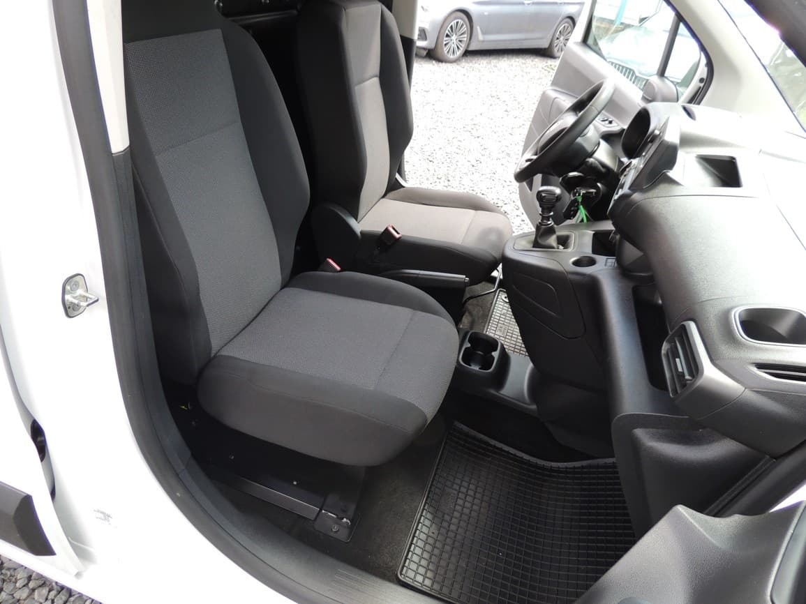 2023 Fiat DOBLO - 13