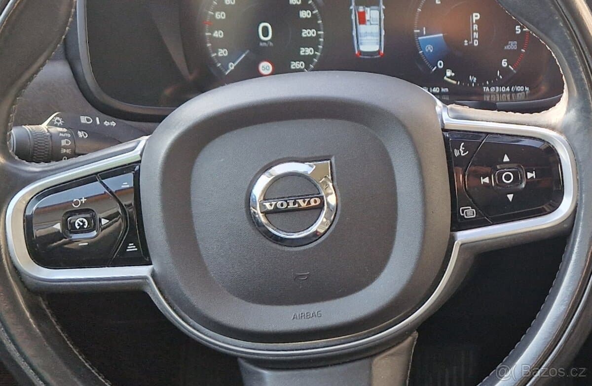 2017 Volvo V90 - 13