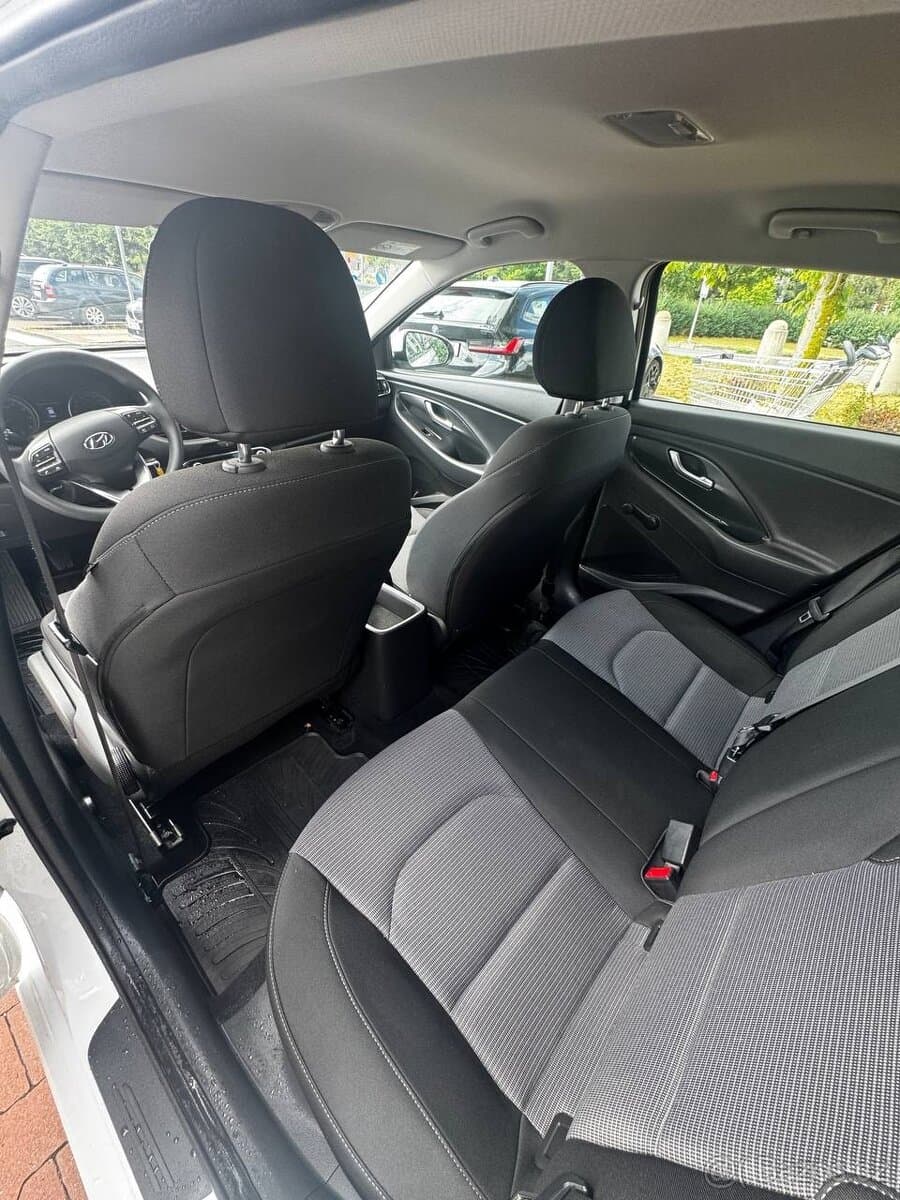 2020 Hyundai i30 - 13