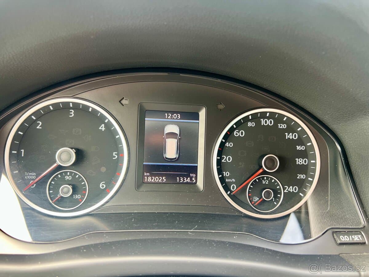 2013 Volkswagen TIGUAN - 13