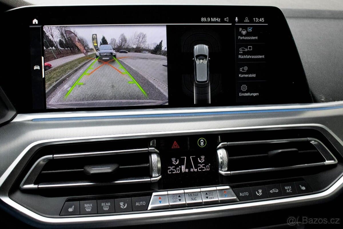 2020 BMW X5 - 13