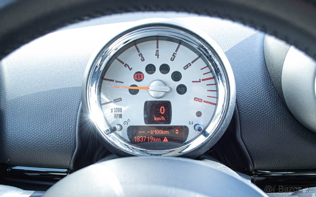2011 Mini COOPER - 13