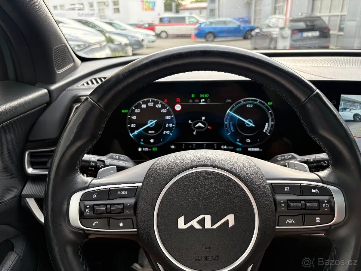 2023 Kia SPORTAGE - 13
