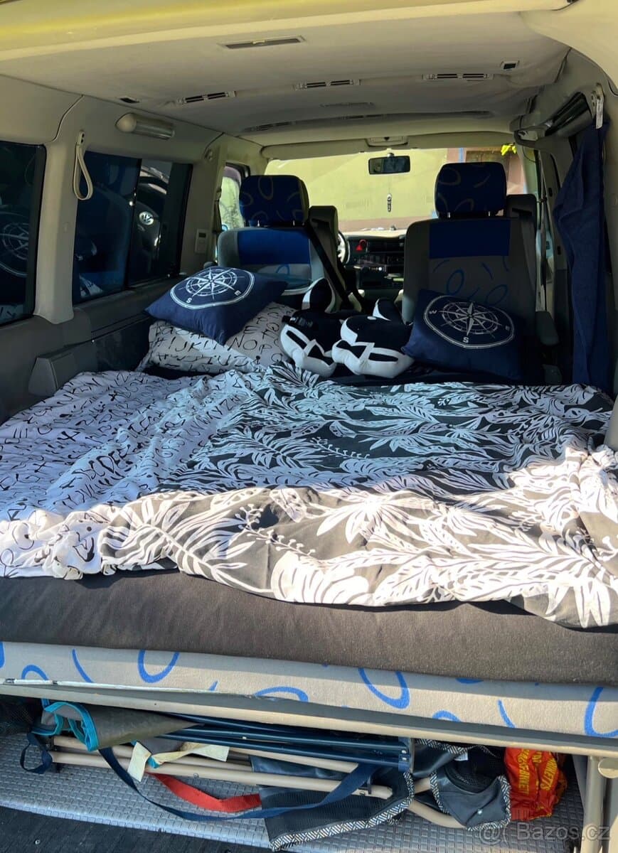 1997 Volkswagen MULTIVAN - 13