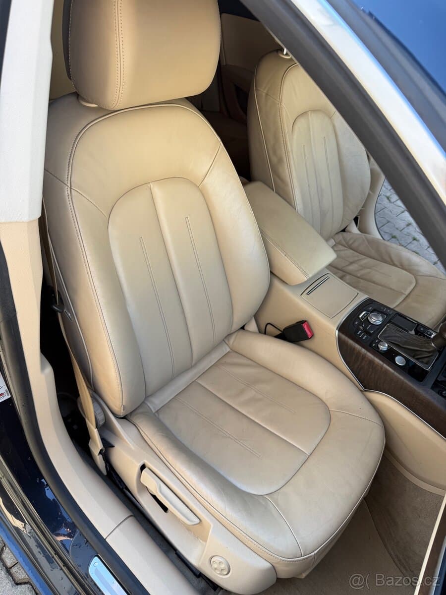 2010 Audi A7 - 13