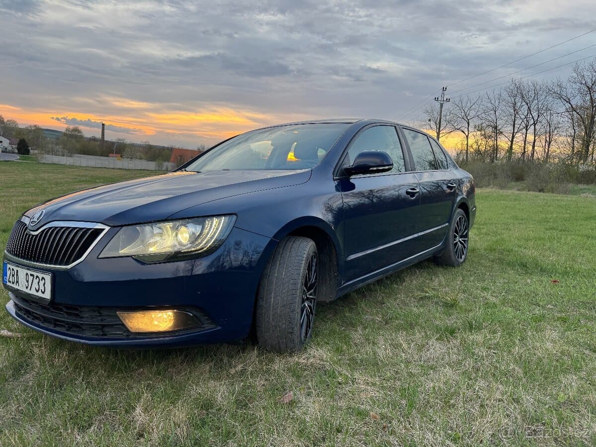 2015 Škoda SUPERB - 13