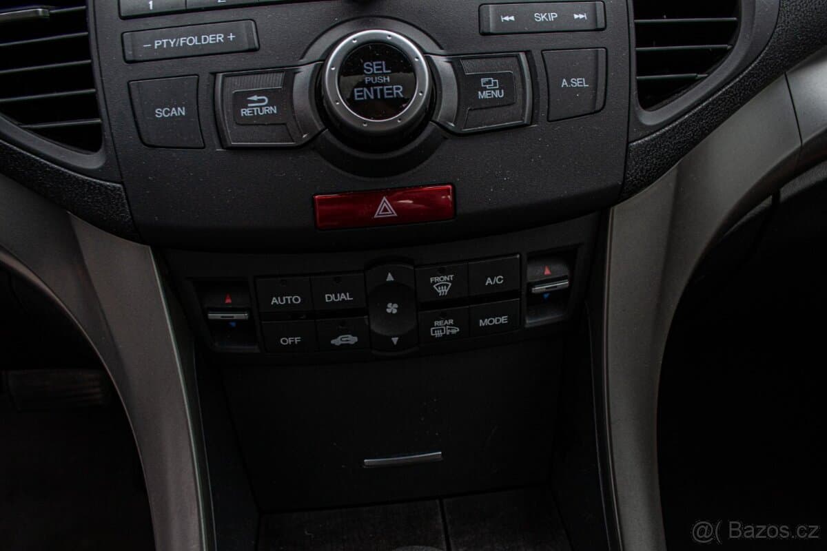 2010 Honda ACCORD - 13