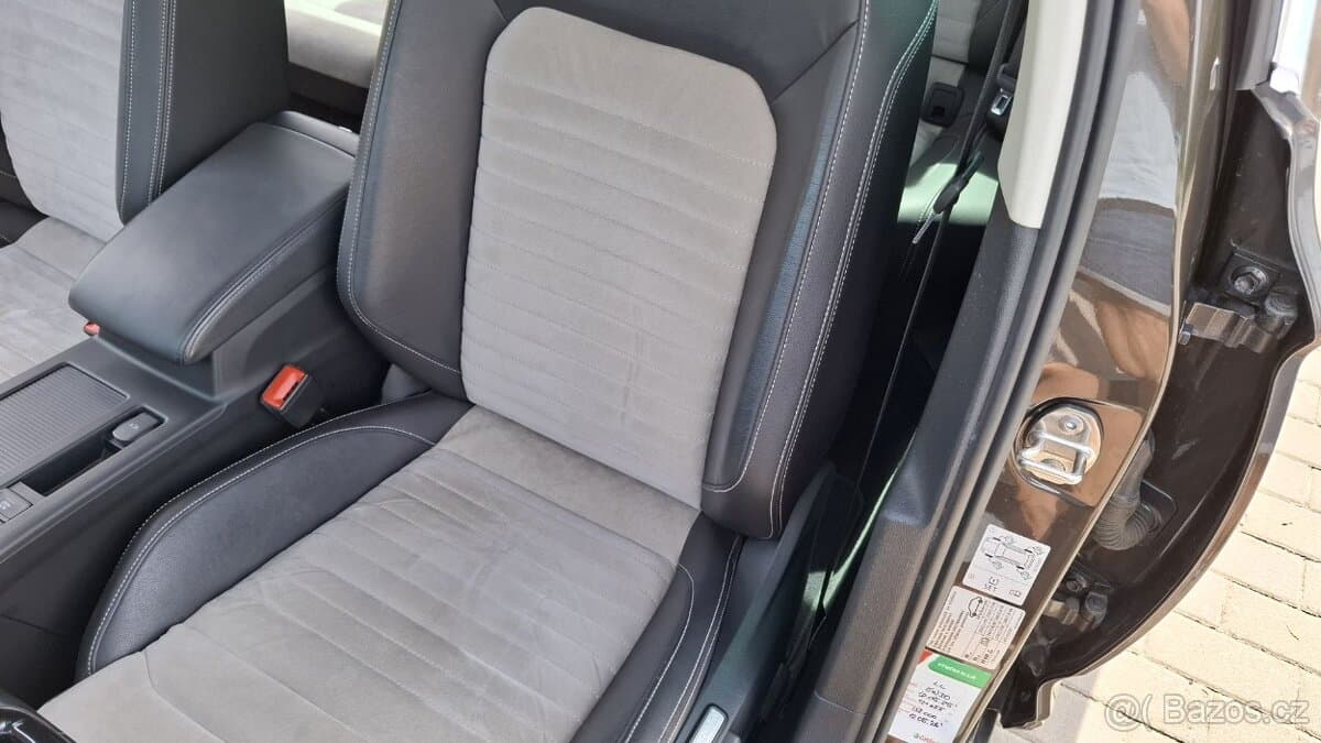 2016 Volkswagen PASSAT - 13