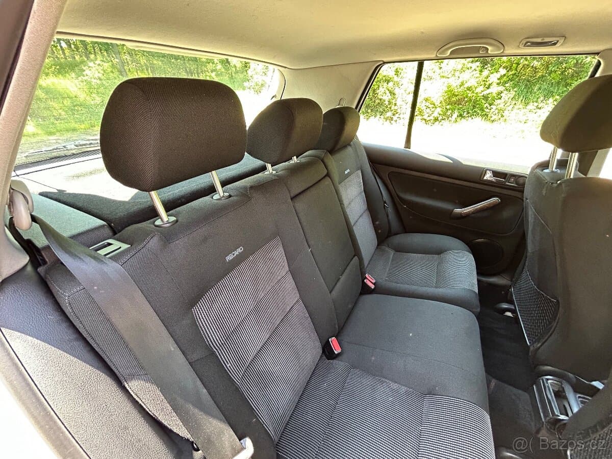 Volkswagen GOLF - 13