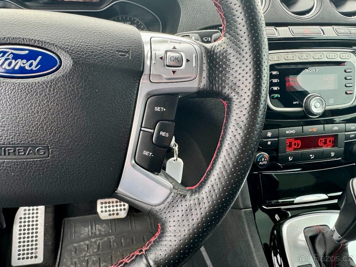 2012 Ford S-MAX - 13