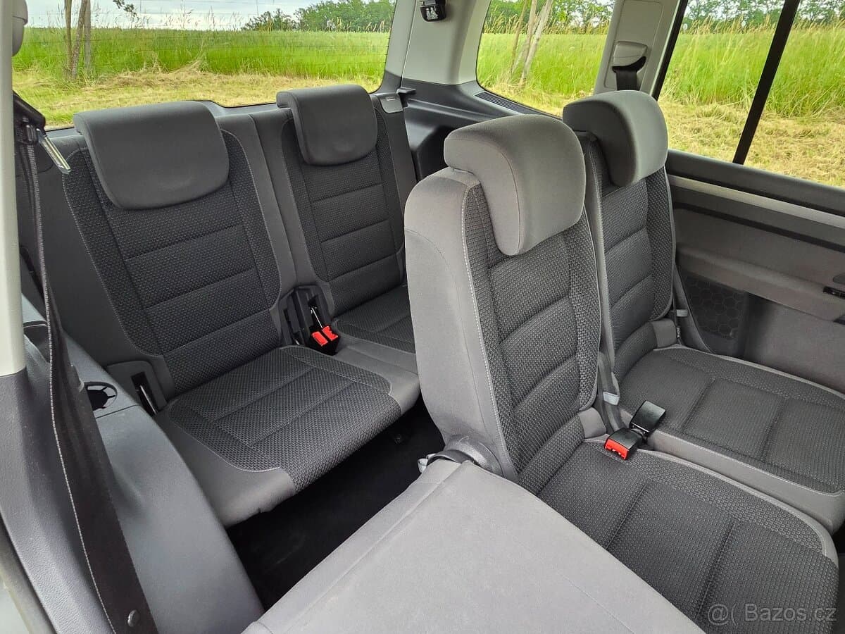 2010 Volkswagen TOURAN - 13
