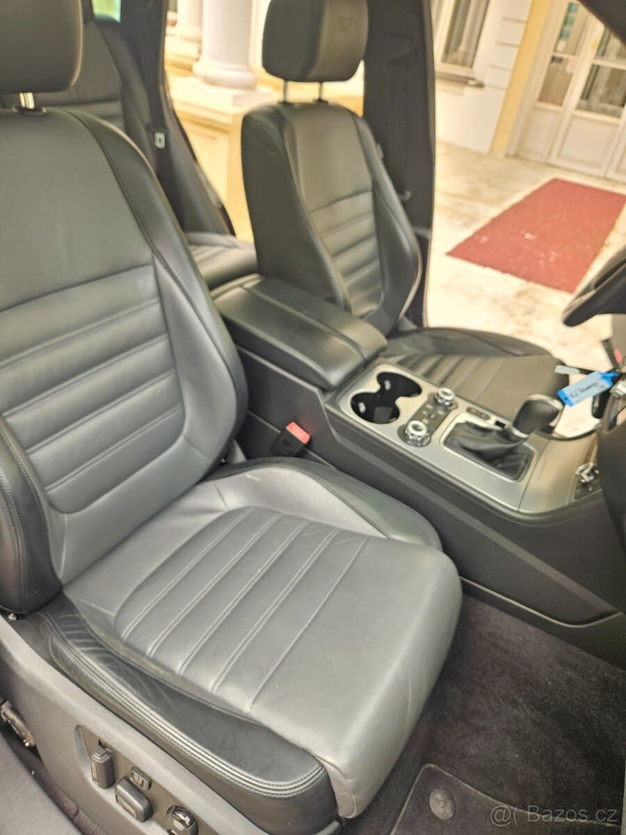 2014 Volkswagen TOUAREG - 13