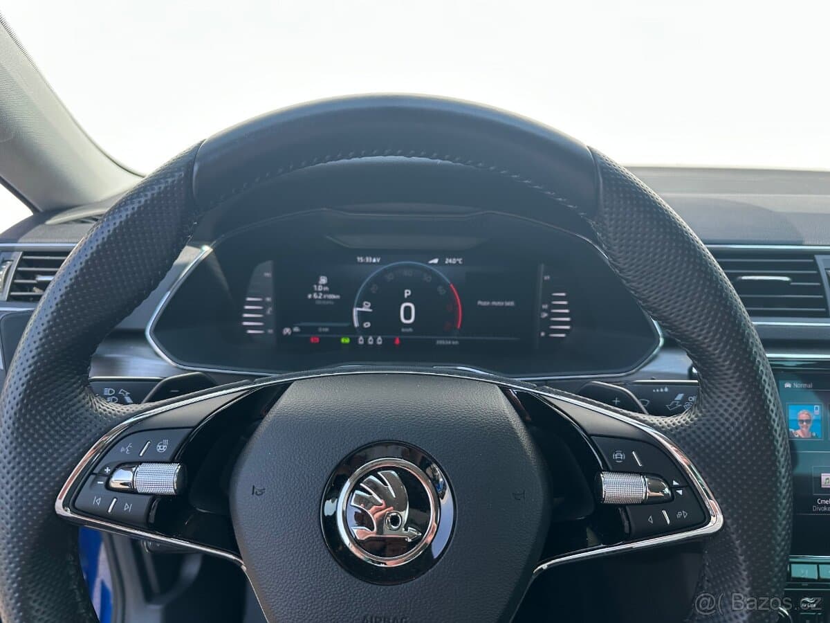 2022 Škoda SUPERB - 13