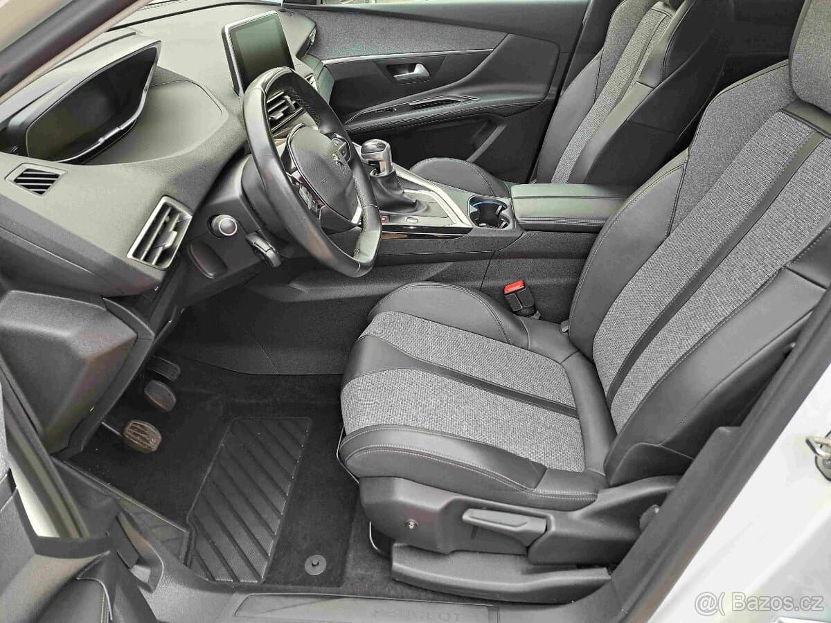 2020 Peugeot 3008 - 13