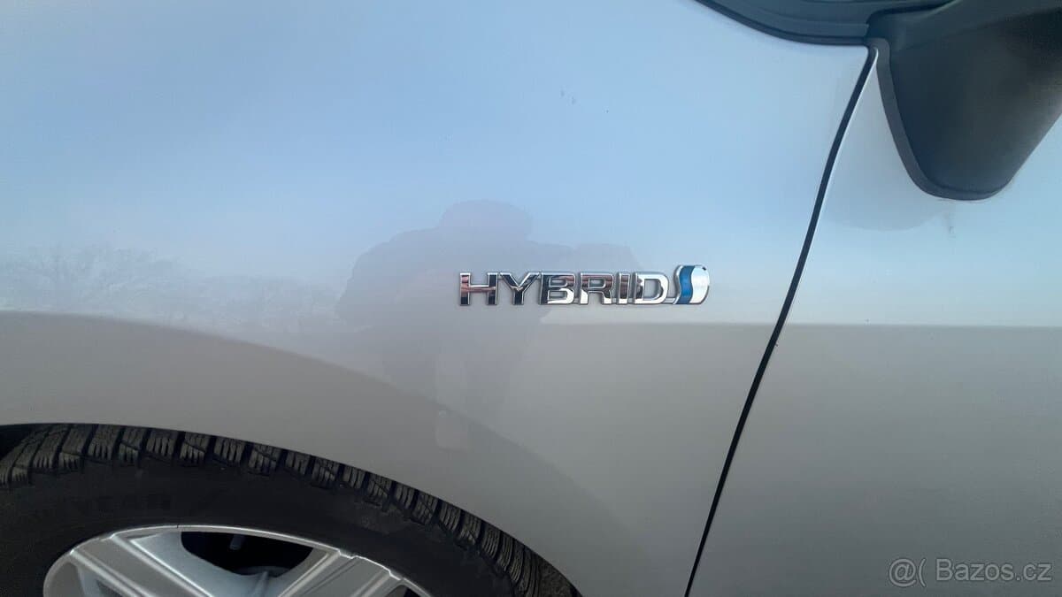 2010 Toyota AURIS - 13