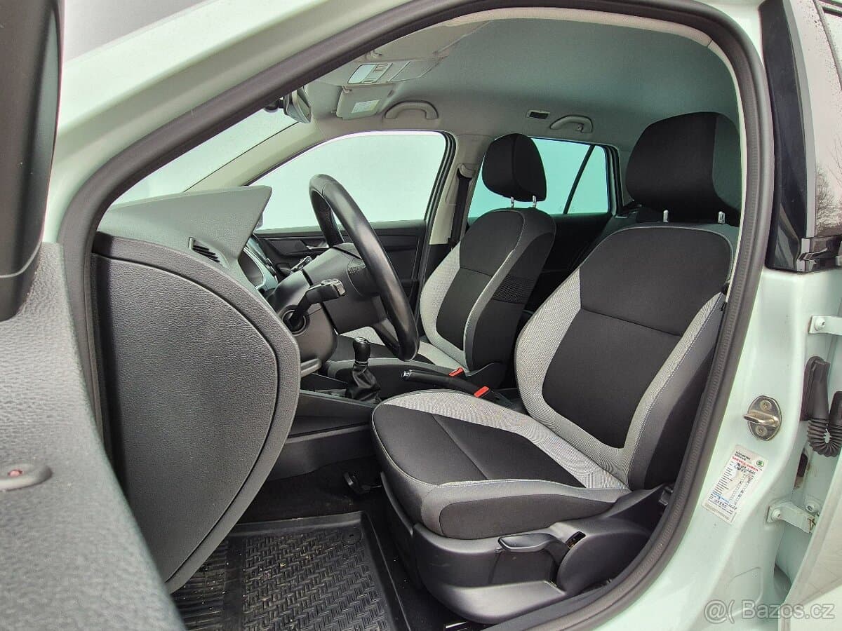 2015 Škoda FABIA - 9