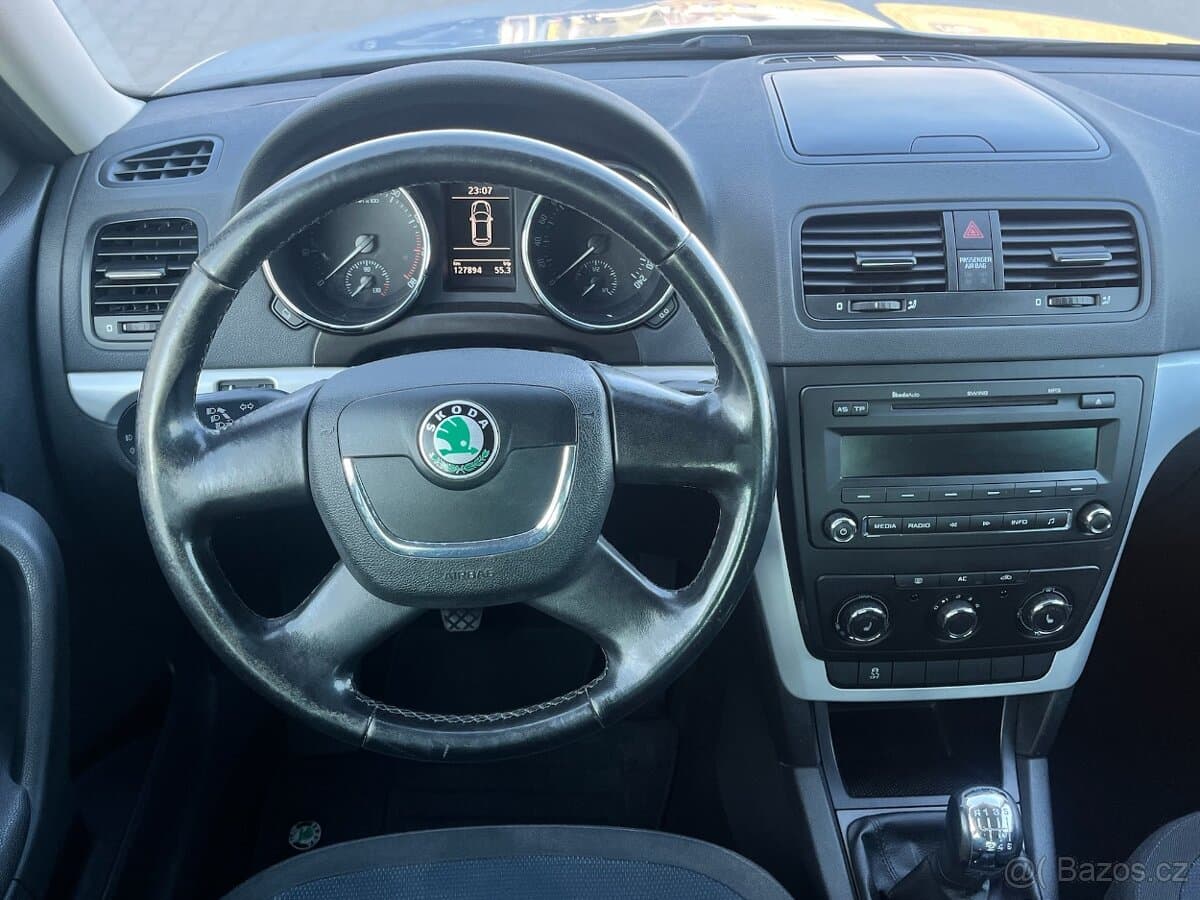 2010 Škoda YETI - 13
