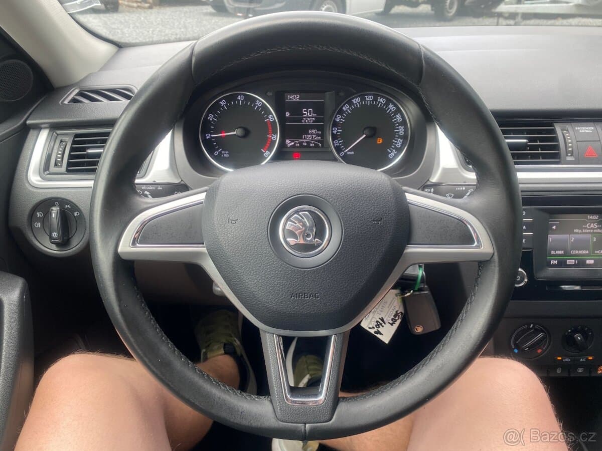 2015 Škoda RAPID - 13