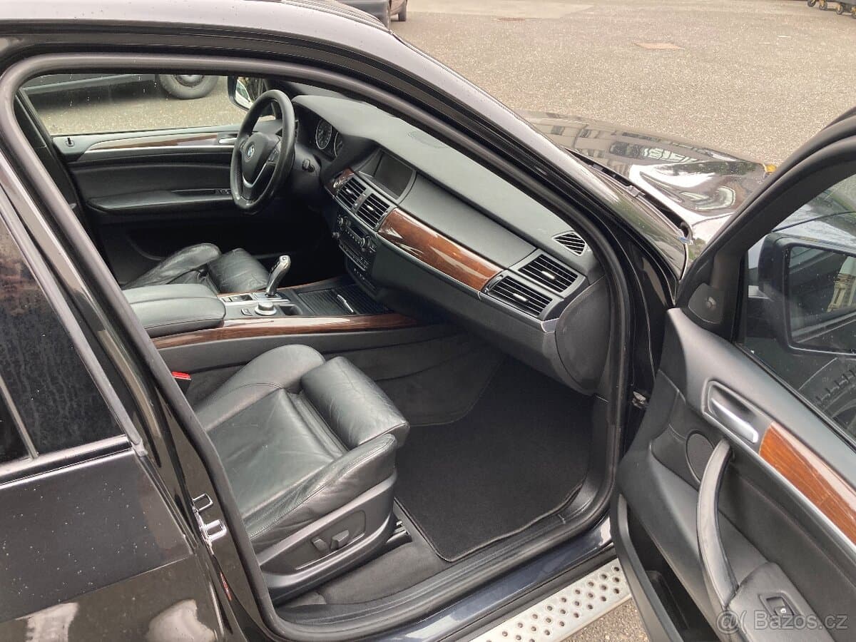 2008 BMW X5 - 13