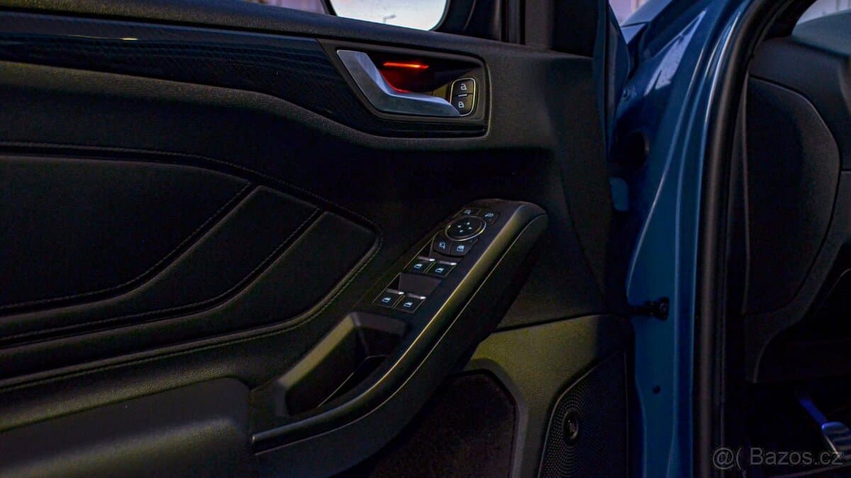2019 Ford FOCUS - 13