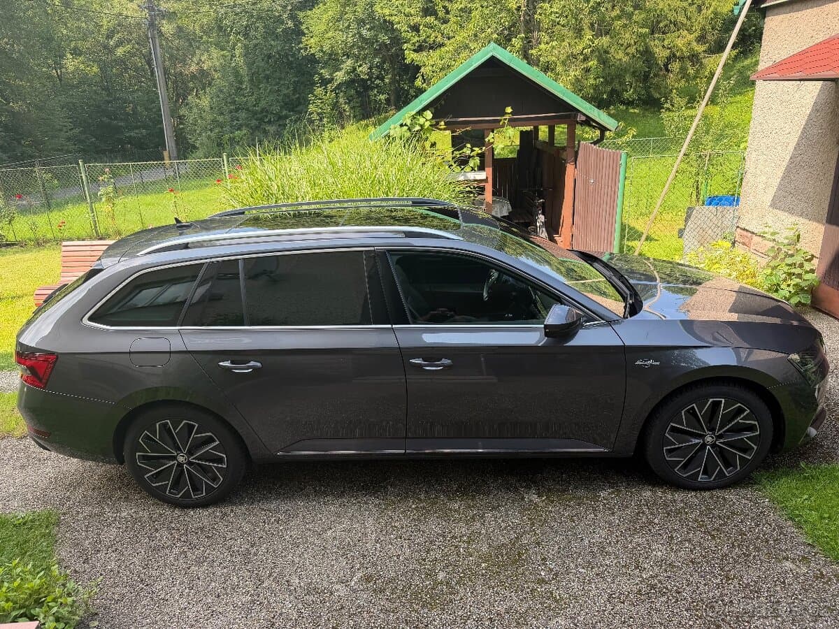 2020 Škoda SUPERB - 13