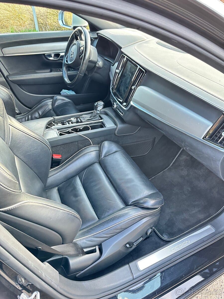 2019 Volvo V90 - 13