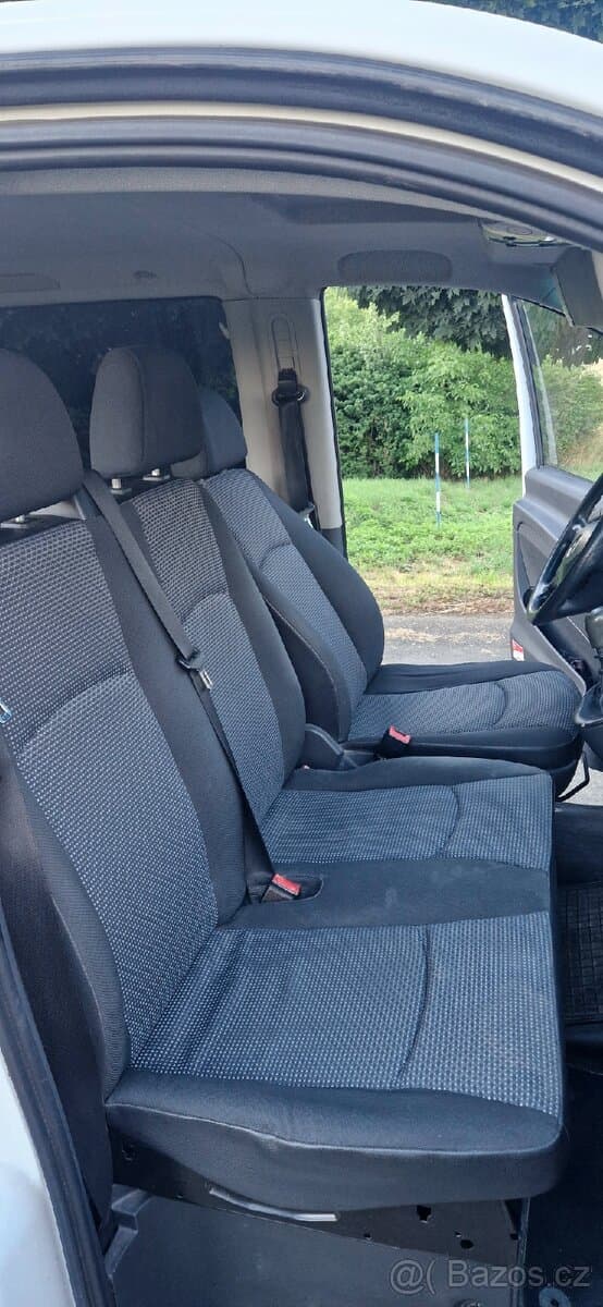 2011 Mercedes-Benz VITO - 13