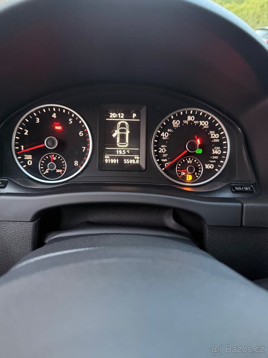 2015 Volkswagen TIGUAN - 13