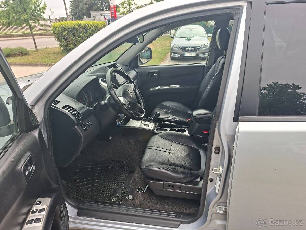 2015 Mitsubishi L200 - 13