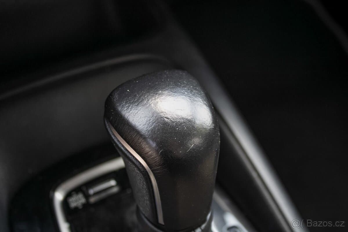 2023 Toyota COROLLA - 13