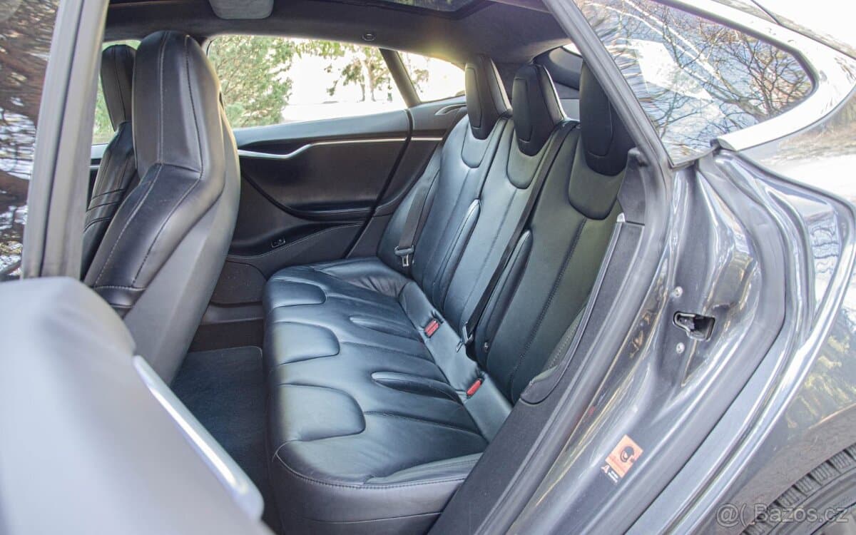 2017 Tesla MODEL S - 13
