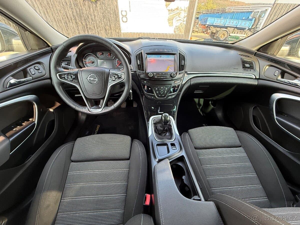 2015 Opel INSIGNIA - 13