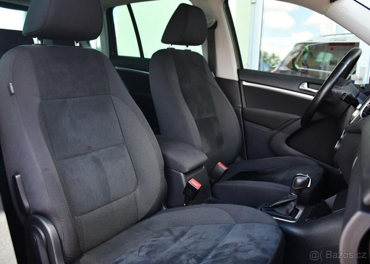 2012 Volkswagen TIGUAN - 13